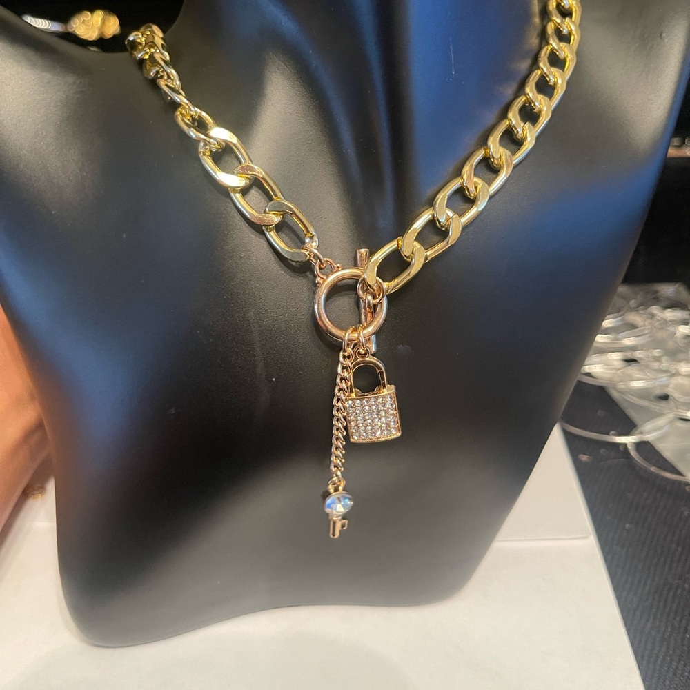 Key & Lock Charm Chain Necklace - Picture 2 of 3